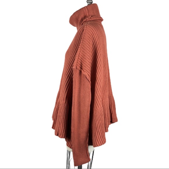 Free People Layer Cake Rose Sweater Size L - Picture 4 of 12